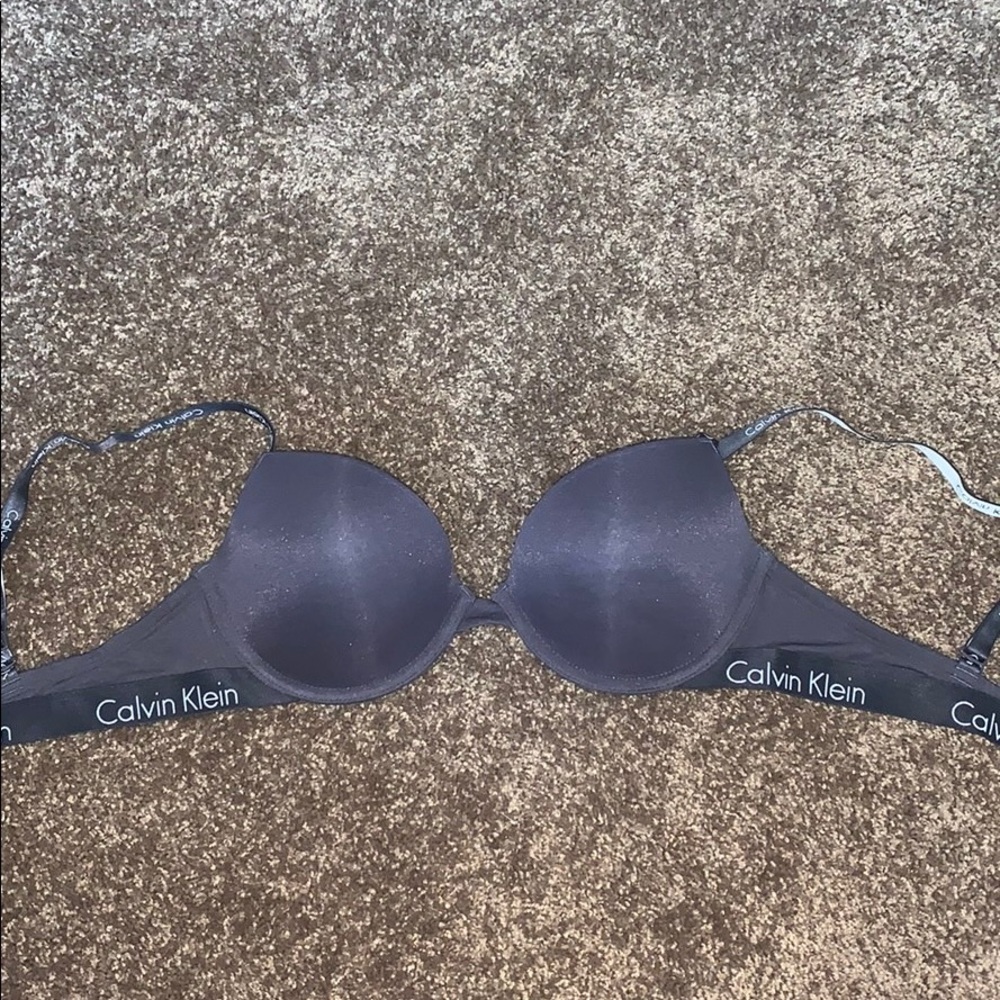 CALVIN KLEIN BRA